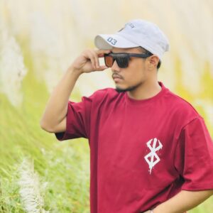 Alternative view of Print Maroon Drop Shoulder