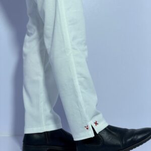 Alternative view of 𝐂𝐫𝐨𝐬𝐬 𝑳𝒐𝒘 𝑪𝒖𝒕 𝑩𝒂𝒈𝒈𝒚  𝐖𝐡𝐢𝐭𝐞