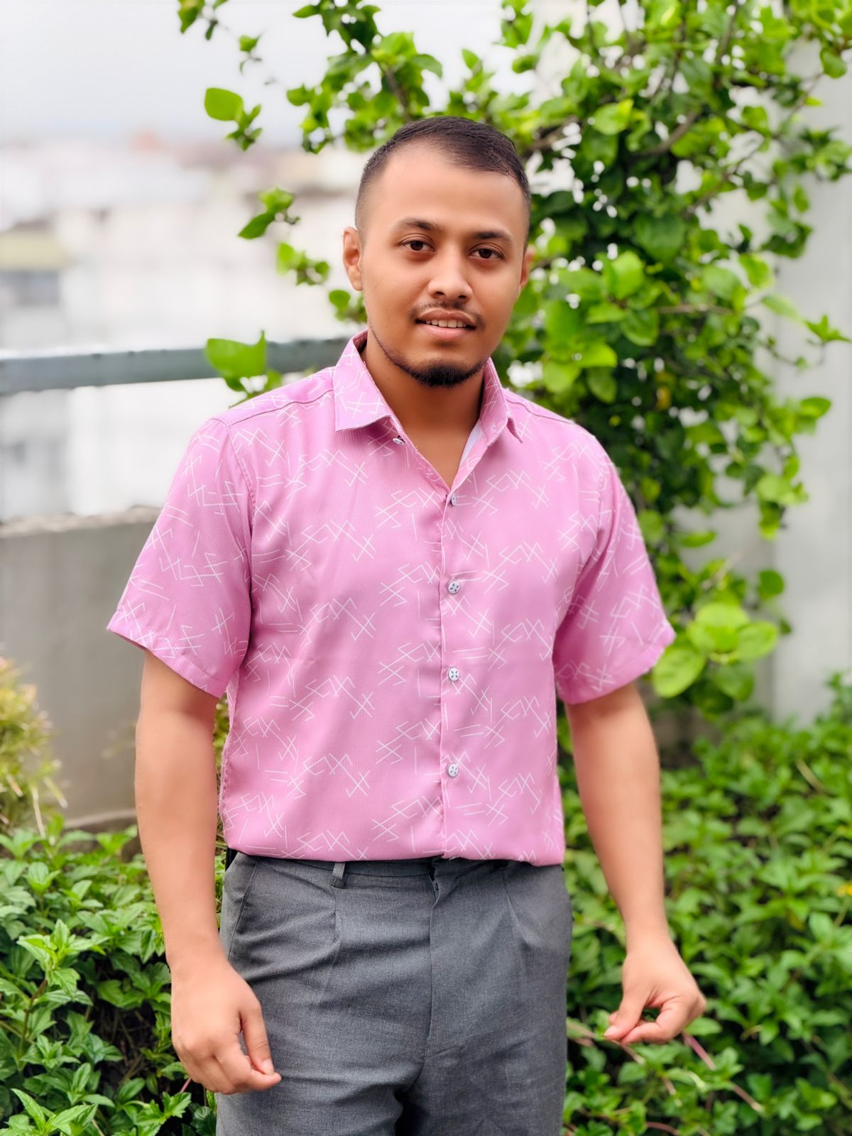 𝗣𝗶𝗻𝗸 𝗣𝗿𝗶𝗻𝘁𝗲𝗱 𝗖𝗮𝘀𝘂𝗮𝗹 𝗦𝗵𝗶𝗿𝘁 𝗛𝗮𝗹𝗳